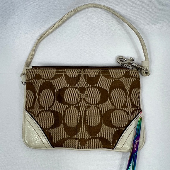 Coach Signature Brown Tan Cream Zipper Wristlet - Picture 13 of 14